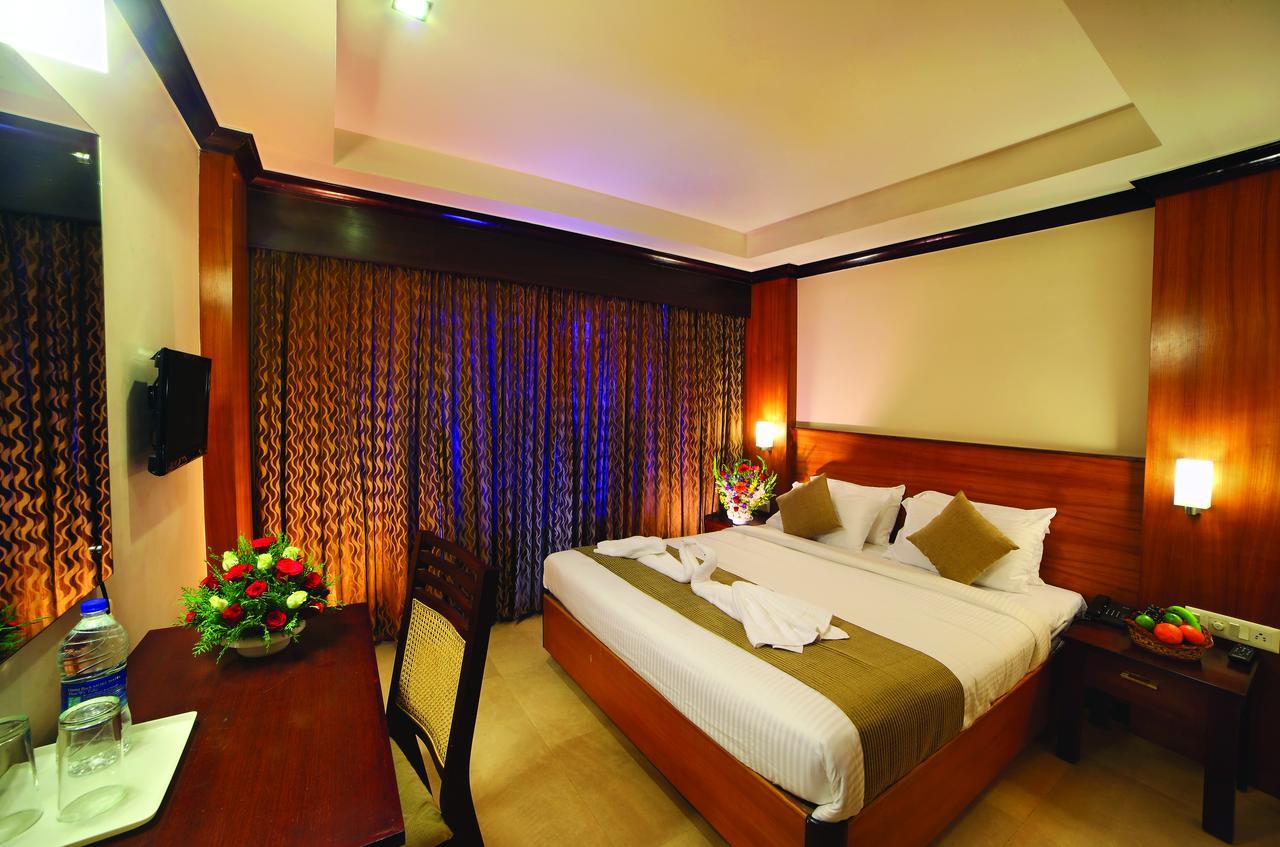 Hotel Zodiac Regency Kollam Exterior foto